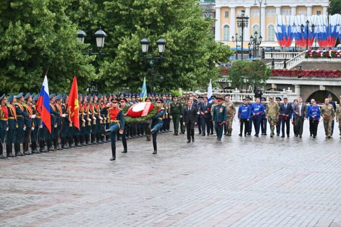 22 июня, в день 84-й годовщины начала Великой Отечественной войны, в Александровском саду состоялась...