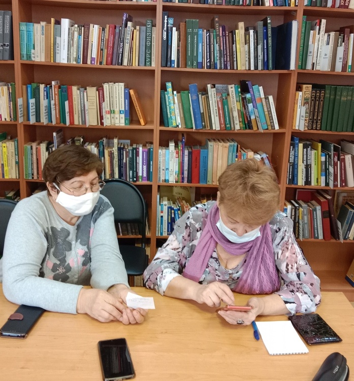 В рамках проекта «Активное долголетие» в библиотеках Подольска проходят бесплатные компьютерные курсы