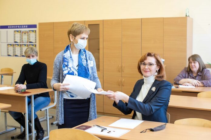 В Подольске участниками процедуры сдачи ЕГЭ стали родители выпускников