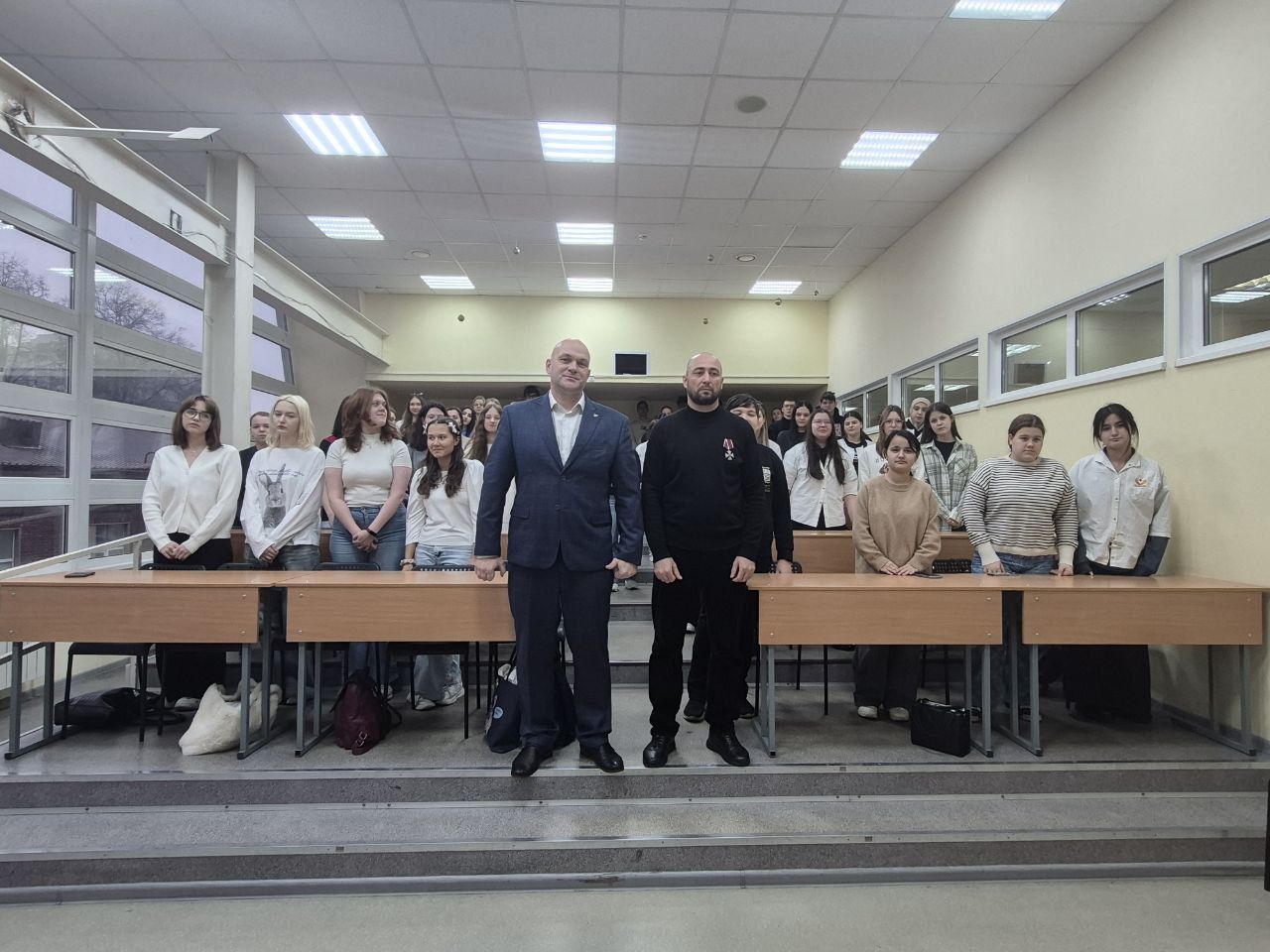 Встреча студентов с Героями Отечества