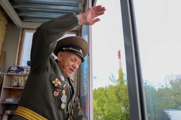 Фронтовые бригады доставили хорошее настроение нашим ветеранам накануне 9 Мая