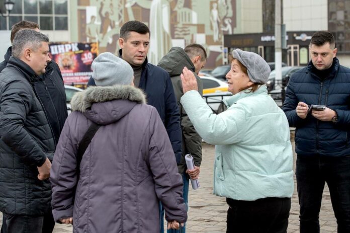 Обход общественных территорий на улицах Кирова и Высотной провели в Подольске