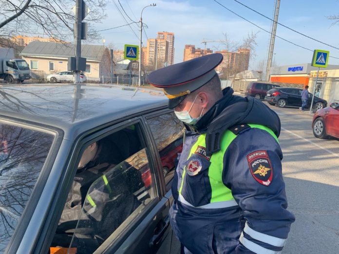 На 50% прибавилось количество патрульных нарядов полиции для работы с гражданами, нарушившими режим самоизоляции