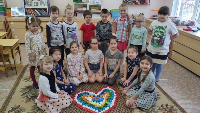 «Добрые крышечки», собранные воспитанниками детских садов Большого Подольска, отправлены на переплавку