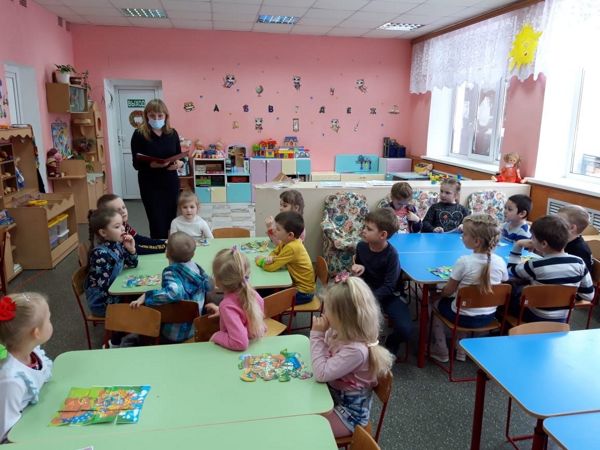 Литературная викторина «В стране сказочных чудес» прошла для подготовительной группы детского сада «Колобок»