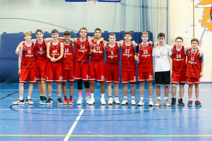 Обновленный стадион «Весна» открыл свои двери для жителей после масштабной реконструкции в рамках реализации...