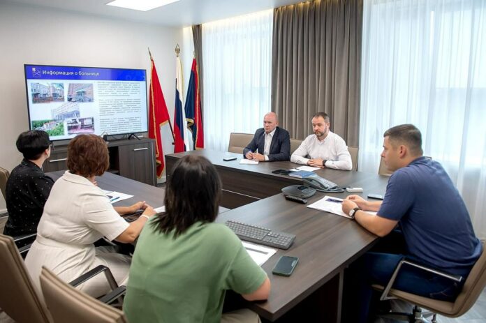 Глава горокруга Подольск провел профильный час на тему здравоохранения