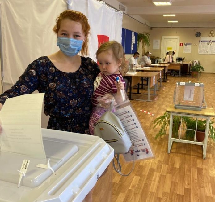 Подольчане рассказали о важности Общероссийского голосования по поправкам в Конституцию страны