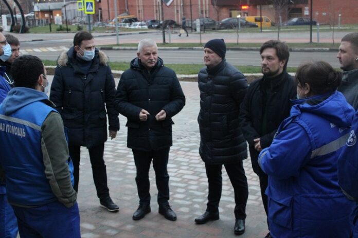 200 кг фруктов для сотрудников станции скорой медицинской помощи Подольска