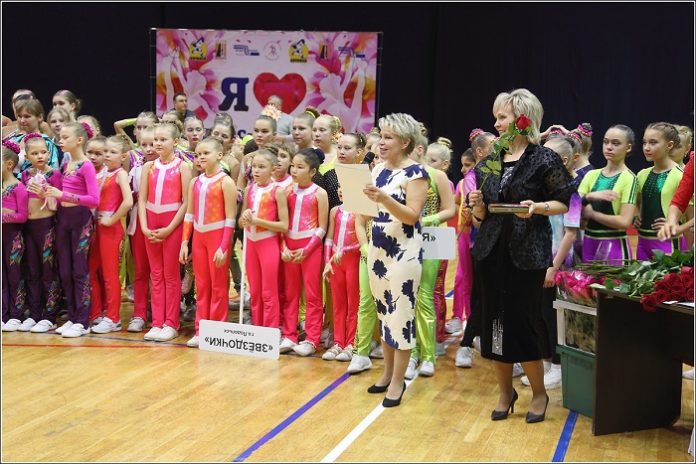 В  универсальном спортивном центре «Юность» прошел турнир по фитнес-аэробике