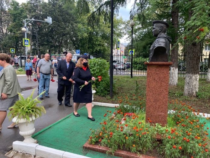 В Большом Подольске  полицейские и общественники почтили память Героя России Александра Монетова в...