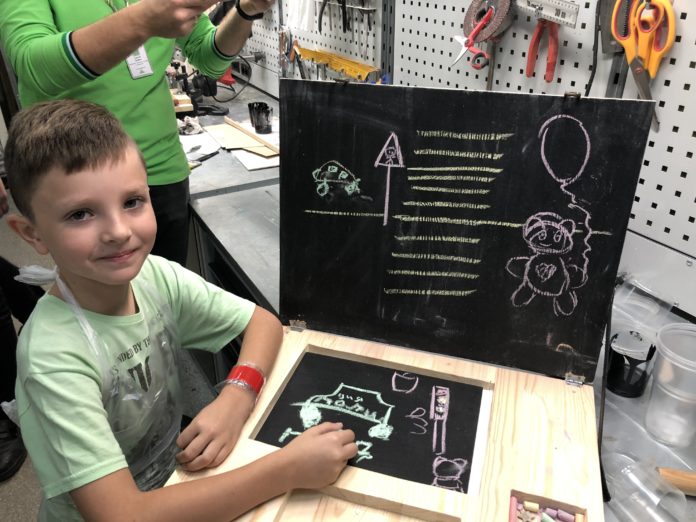 Автоинспекторы провели интерактивное занятие по правилам дорожного движения для детей в Подольске