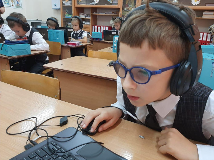 Подольские школьники могут узнать о национальных проектах на уроке «Российской электронной школы»