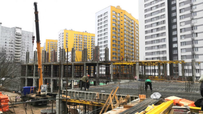 Власти Московской области ежедневно проверяют работу застройщиков в условиях Covid-19
