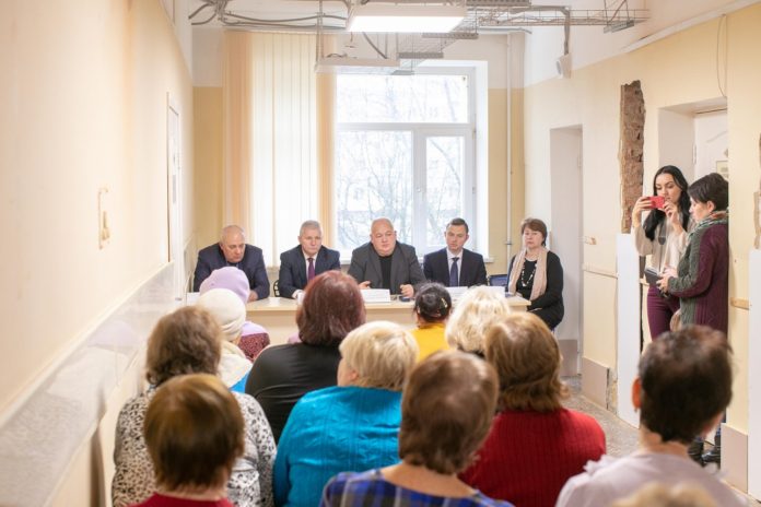 В Климовской центральной городской больнице состоялась встреча с населением по вопросам здравоохранения