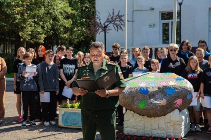 Подольск почтил память детей – жертв войны в Донбассе