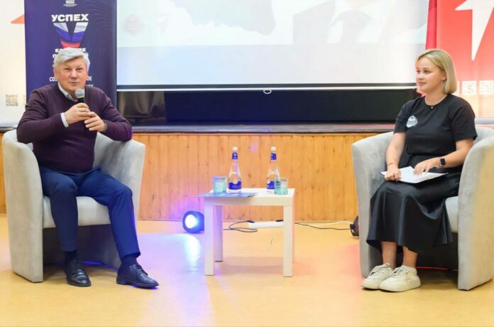 Диалог на равных с молодежью Подольска