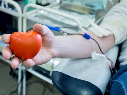 Молодогвардейцы Большого Подольска сдали кровь 14 июня