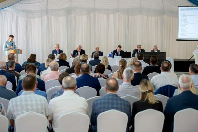 Нехватку профессионалов обсудили в Подольске