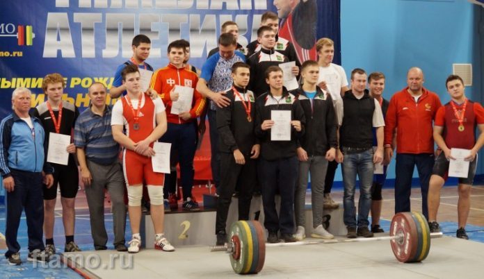 Подольчане – лучшие на первенстве МО по тяжелой атлетике