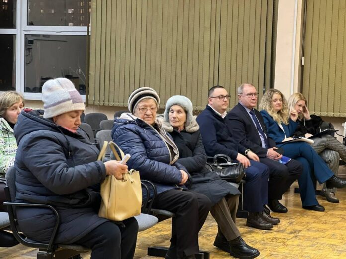 Депутат Совета депутатов Городского округа Подольск принял участие во встрече с жителями по вопросам...