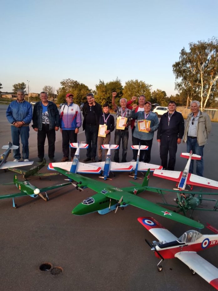 Жители Подольска оказались в призёрах на авиамодельных соревнованиях F-4-B «Мастер»