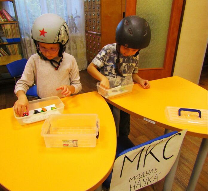 В библиотеке №11 продолжаются занятия кружка «Юный путешественник»