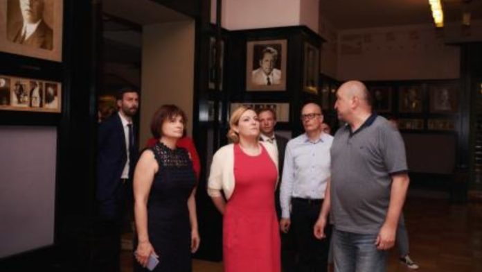 Вниманию подольчан: МХТ им. А. П. Чехова начал подготовку к возобновлению театрального сезона