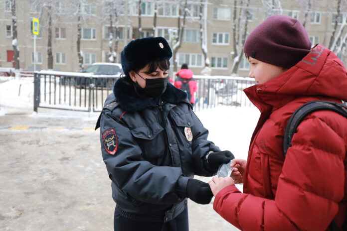 Полицейские Подольска организовали акцию для пеших участников дорожного движения