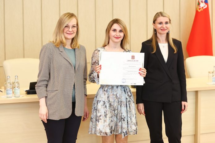 Два врача-педиатра Подольской городской детской поликлиники № 1 получили сертификаты «Социальной ипотеки»