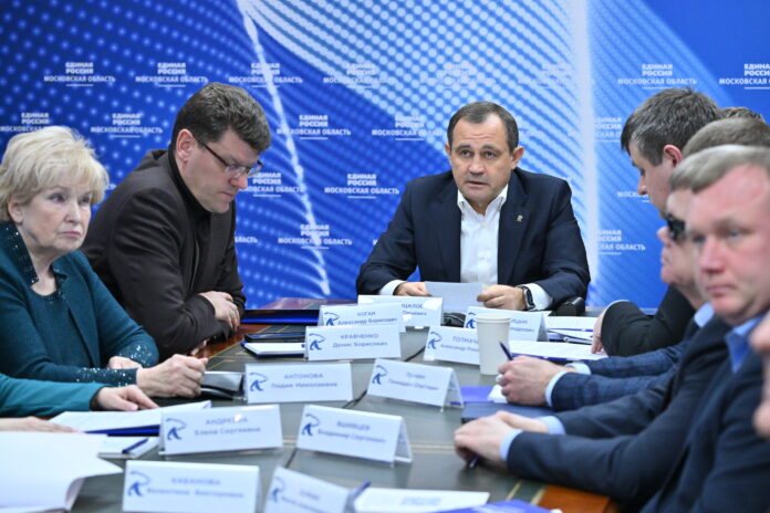 Игорь Брынцалов: депутаты «Единой России» представили более 12 тысяч отчетов о результатах своей работы...