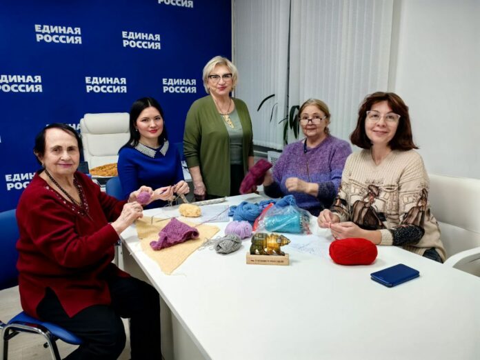 Партийцы и волонтеры Подольска с заботой о новорожденных