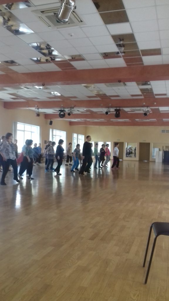 В ДК «Октябрь» прошел мастер-класс по бальным танцам