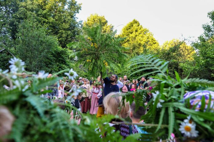 Фольклорную программу СДК «Романцево» посетили более 500 человек