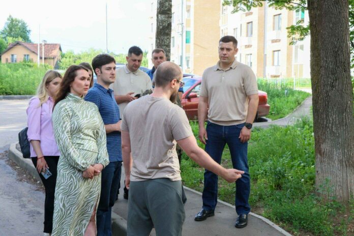 Глава Подольска проверил содержание посёлка Дубровицы