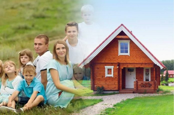 Более 40 многодетных семей Большого Подольска были обеспечены земельными участками в 2020 году