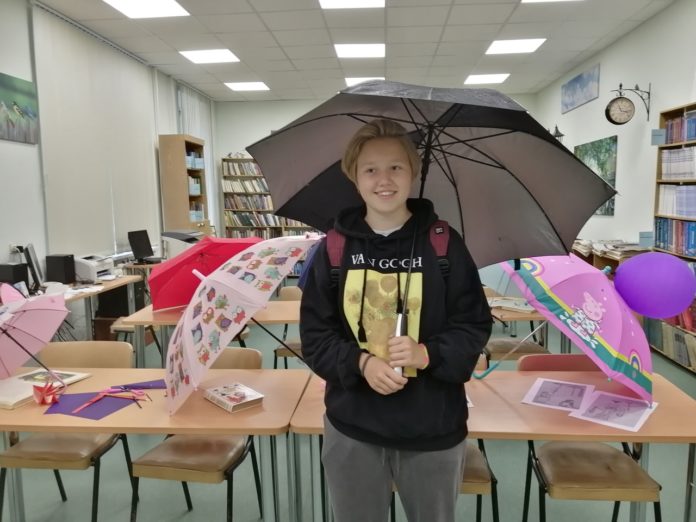 В подольской библиотеке № 28 прошел праздник «Прогулка под зонтиком»