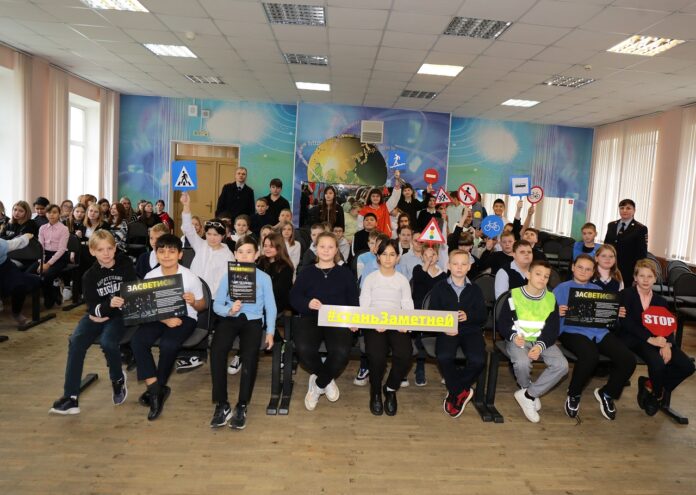 В Подольске автоинспекторы проводят цикл информационных встреч со школьниками