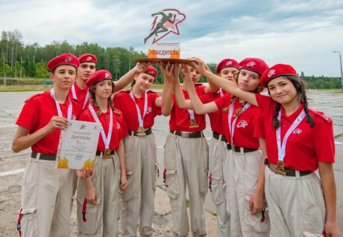 Команда «Витязь-Быково» из Подольска победила во всероссийских юнармейских играх «Юный спасатель»