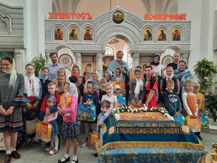 Молебен, перед началом нового учебного года, отслужили в селе Сынково