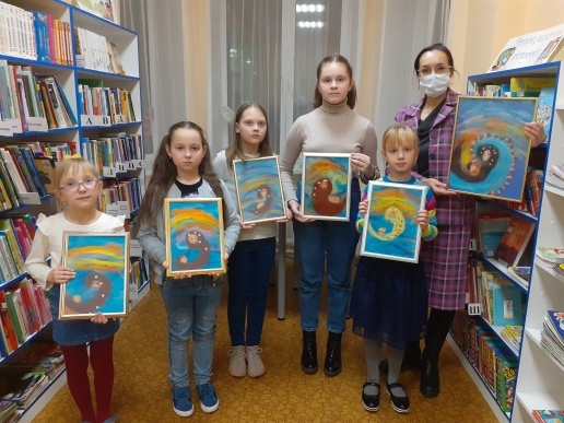 Мастер-класс по живописи шерстью «Шерстяная акварель» состоялся в библиотеке № 11