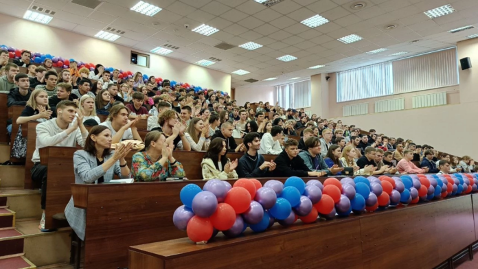 Гарантия трудоустройства: Российский университет кооперации ведет прием абитуриентов