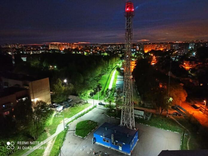 53 светильника установлено у дома 7 по улице Серпуховской микрорайона Климовск, ЖК «Эстет»