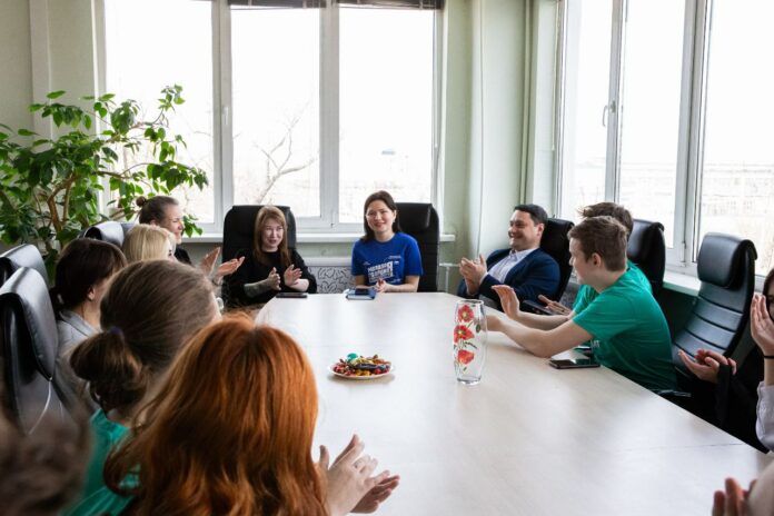 Молодогвардейцы организовали встречу студенческого актива МОКИТ с интересными людьми