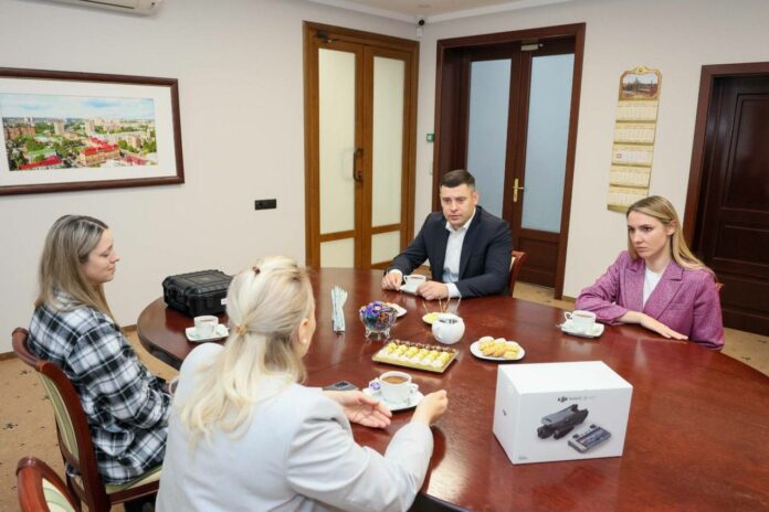 Секретарь подольского отделения партии «Единая Россия» встретился с женами наших защитников