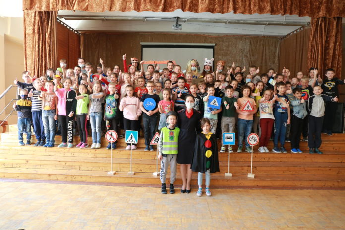 Единый день профилактики детского дорожно-транспортного травматизма прошел в Большом Подольске